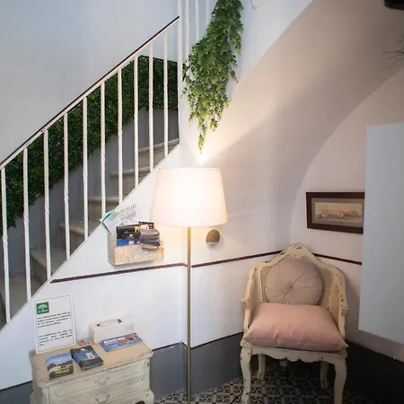 Palacete De La Alameda Мини-отель Кадис