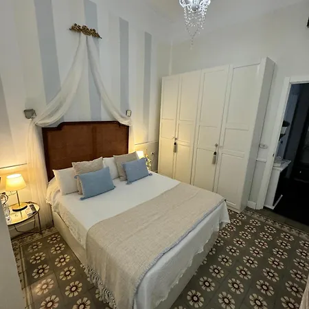 Palacete De La Alameda